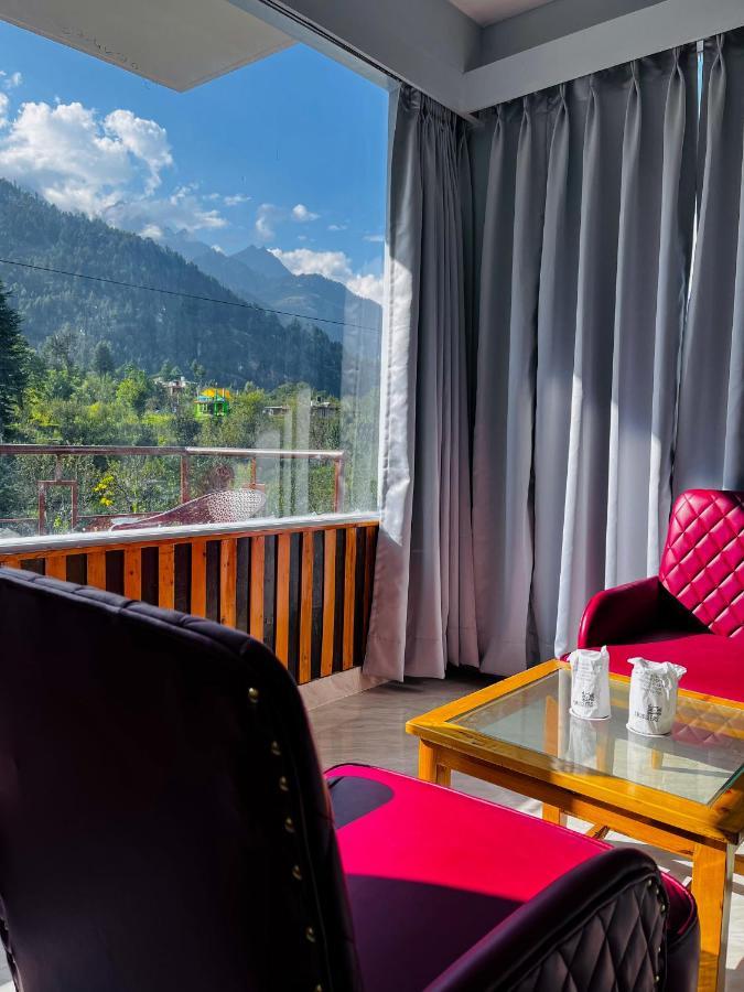 Apple Flower With Balcony And Mountain View Manāli エクステリア 写真